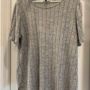 Alisa Andrew’s Plus knit tunic top. Size 3X. Knit blend. Super soft.